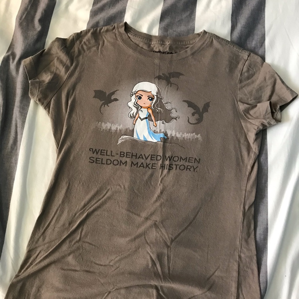 Game of thrones: daenerys graphic tee